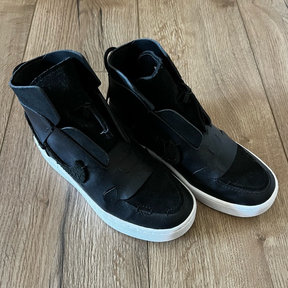 Nike Womens Vandalized LX “Anthracite” - Picture 6 of 8